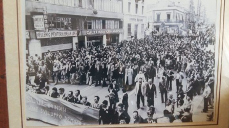 Giovedì 18 MAGGIO 1978………40 anni fa                                     100 MILA a BRINDISI CON LUCIANO LAMA